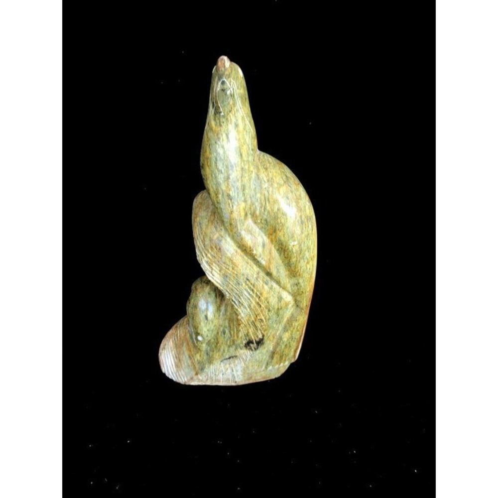 Hand Carved Marble Stone Soapstone Seal/Sea Lions on Rock Figurine‎